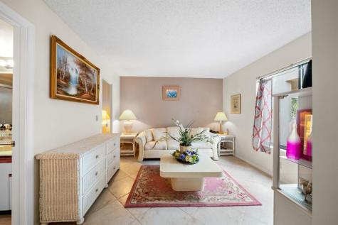 5306 Cedar Lake Drive Boynton Beach FL 33437