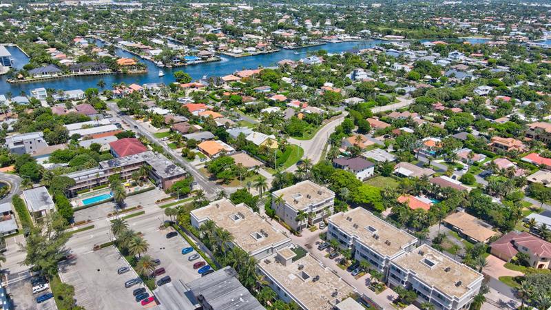 1754 Bay Drive Pompano Beach FL 33062