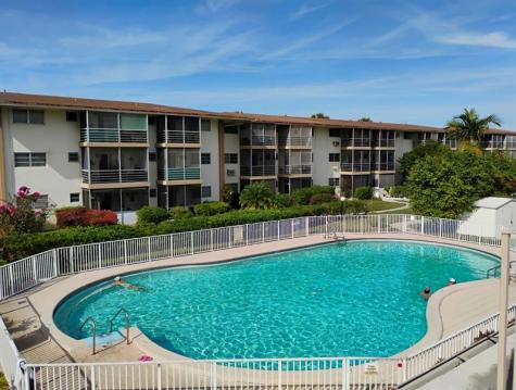 17090 NE 14th Avenue North Miami Beach FL 33162