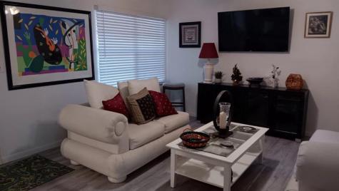 17090 NE 14th Avenue North Miami Beach FL 33162