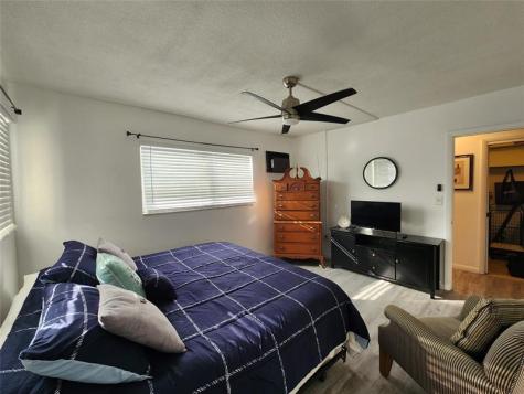 17090 NE 14th Avenue North Miami Beach FL 33162