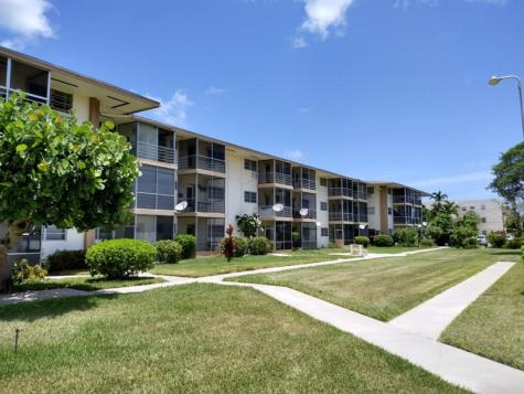 17090 NE 14th Avenue North Miami Beach FL 33162