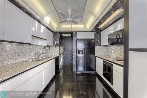 2200 S Ocean Lane Fort Lauderdale FL 33316