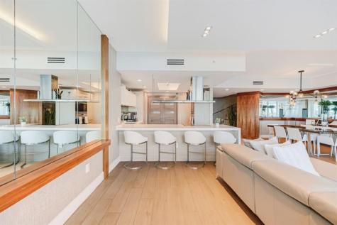 17301 Biscayne Boulevard North Miami Beach FL 33160