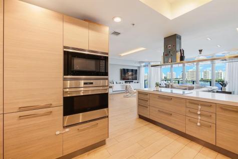 17301 Biscayne Boulevard North Miami Beach FL 33160