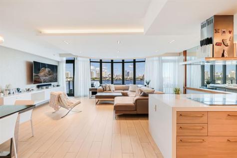 17301 Biscayne Boulevard North Miami Beach FL 33160