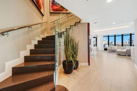 17301 Biscayne Boulevard North Miami Beach FL 33160