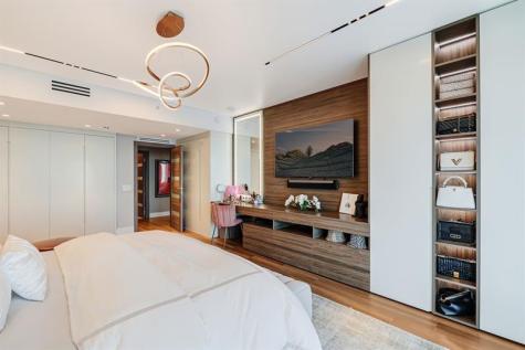 17301 Biscayne Boulevard North Miami Beach FL 33160