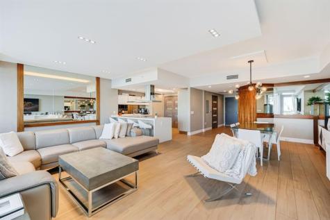 17301 Biscayne Boulevard North Miami Beach FL 33160