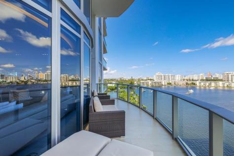 17301 Biscayne Boulevard North Miami Beach FL 33160