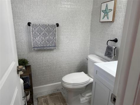 22 Abbey Lane Delray Beach FL 33446