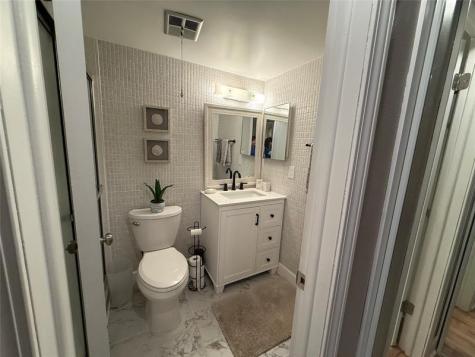 22 Abbey Lane Delray Beach FL 33446