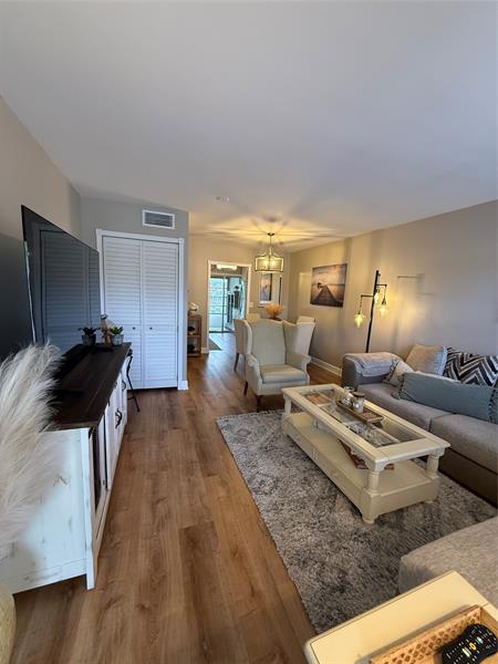 22 Abbey Lane Delray Beach FL 33446