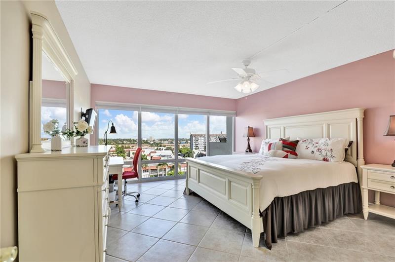 801 S Federal Highway Pompano Beach FL 33062