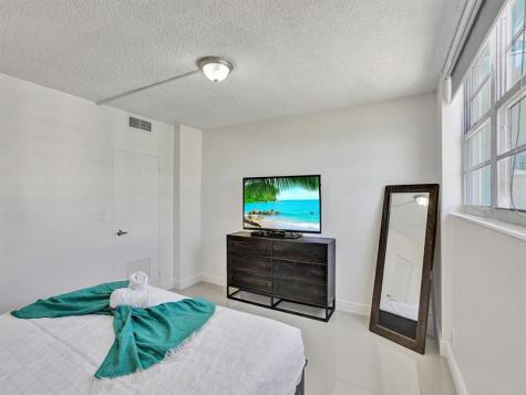 3901 S Ocean Drive Hollywood FL 33019