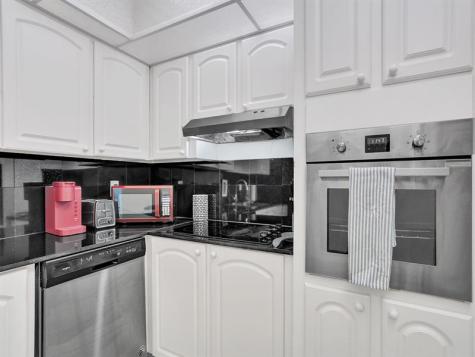 3901 S Ocean Drive Hollywood FL 33019