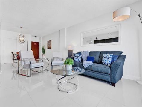 3901 S Ocean Drive Hollywood FL 33019