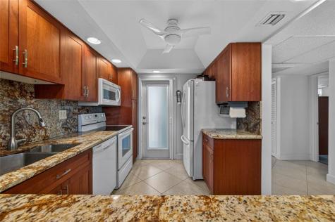 3150 NE 48th Court Lighthouse Point FL 33064