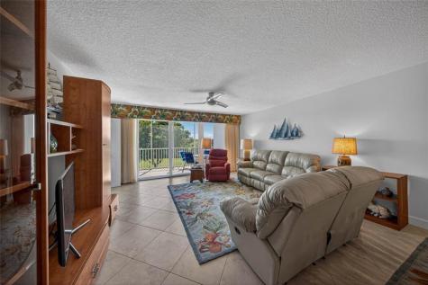 3150 NE 48th Court Lighthouse Point FL 33064