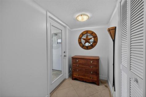 3150 NE 48th Court Lighthouse Point FL 33064