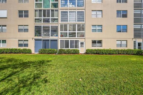 1702 Andros Isle Coconut Creek FL 33066