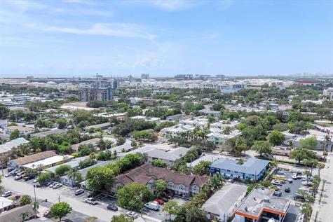 610 SE 14th Court Fort Lauderdale FL 33316