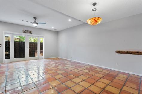 610 SE 14th Court Fort Lauderdale FL 33316