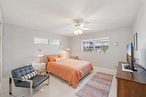 3090 NE 48th Street Fort Lauderdale FL 33308