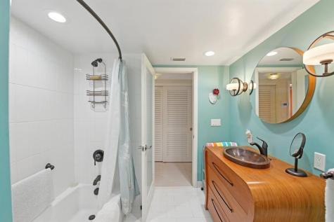 3090 NE 48th Street Fort Lauderdale FL 33308