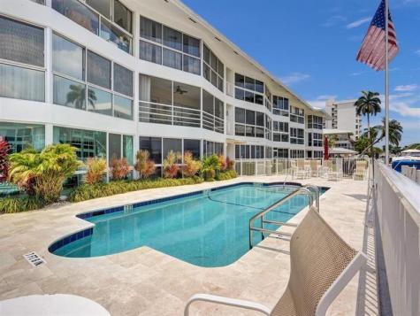 3090 NE 48th Street Fort Lauderdale FL 33308