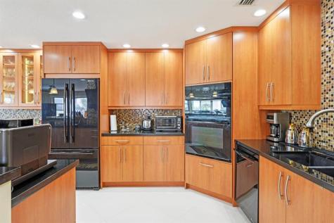 3090 NE 48th Street Fort Lauderdale FL 33308