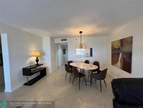 7260 Kinghurst Drive Delray Beach FL 33446