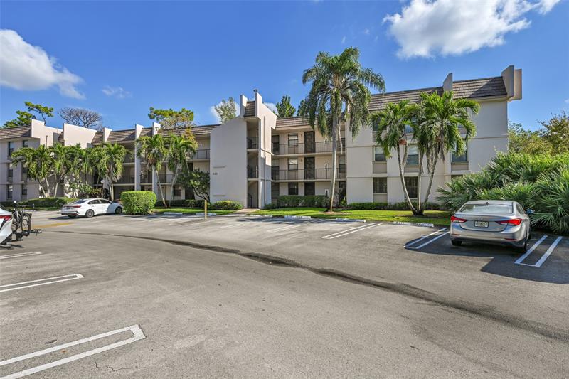 8411 Forest Hills Drive Coral Springs FL 33065