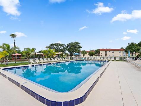 68 Royal Oak Court Vero Beach FL 32962