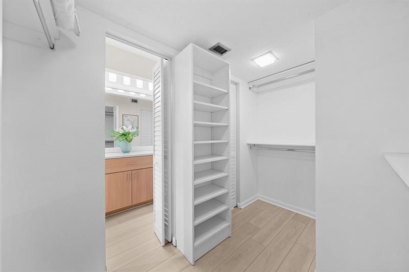 5087 Oak Hill Lane Delray Beach FL 33484