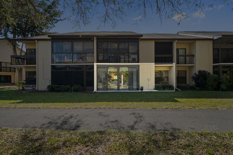 5087 Oak Hill Lane Delray Beach FL 33484