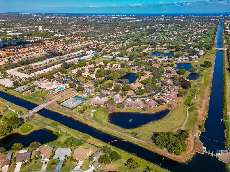 5087 Oak Hill Lane Delray Beach FL 33484