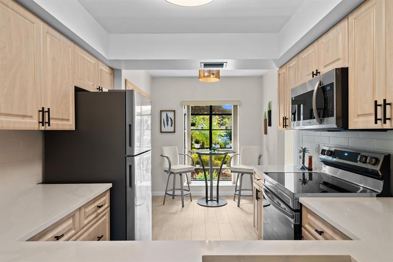 5087 Oak Hill Lane Delray Beach FL 33484