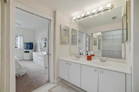 7623 Southampton Terrace Tamarac FL 33321