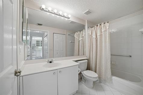 7623 Southampton Terrace Tamarac FL 33321
