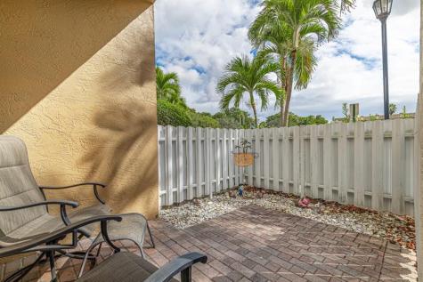 7623 Southampton Terrace Tamarac FL 33321