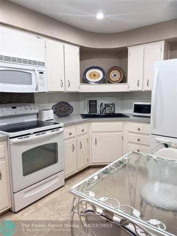 3300 NE 36th Street Fort Lauderdale FL 33308