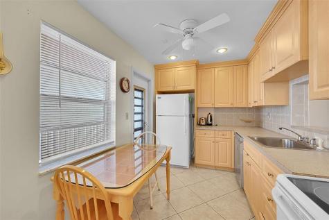 4000 NW 44th Avenue Lauderdale Lakes FL 33319