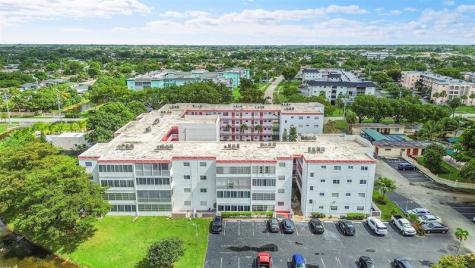 4000 NW 44th Avenue Lauderdale Lakes FL 33319