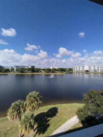 2801 N Palm Aire Drive Pompano Beach FL 33069