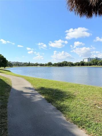 2801 N Palm Aire Drive Pompano Beach FL 33069