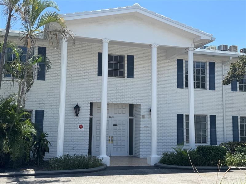 2220 NE 68th Street Fort Lauderdale FL 33308
