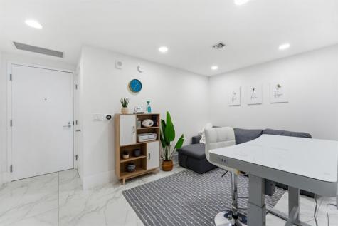 16385 Biscayne Boulevard North Miami Beach FL 33160