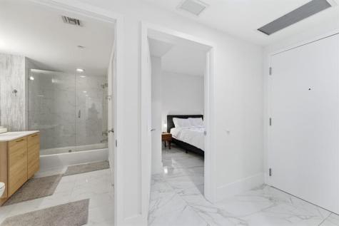 16385 Biscayne Boulevard North Miami Beach FL 33160