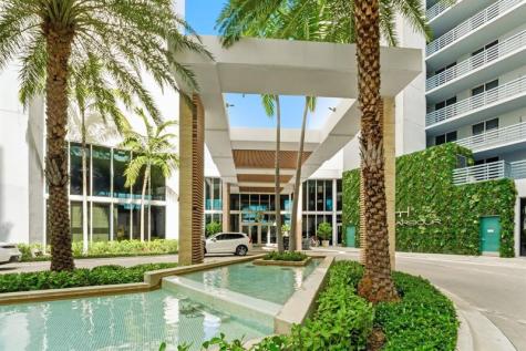 16385 Biscayne Boulevard North Miami Beach FL 33160